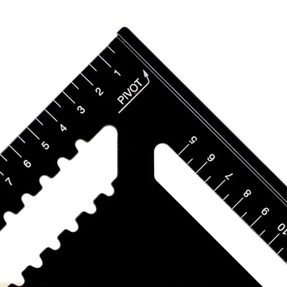 Кровельный угольник DEWALT DWHT25228-0, метрический, 30 см