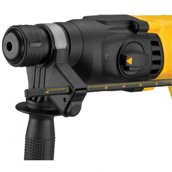 Перфоратор аккумуляторный DEWALT DCH133NT, 18 В, 2.6 Дж, 5500 уд/мин, без АКБ и ЗУ, в кейсе TSTAK (DCH133NT-XJ)