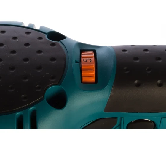 Вибрационная шлифмашина Makita BO3711