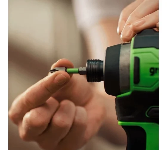 Набор бит в кейсе Greenworks 2944007, 20 предметов