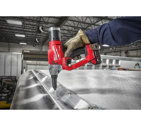 Заклёпочник аккумуляторный Milwaukee M18 ONEFPRT-202X