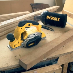 Рубанок DEWALT D26500, 1050 Вт, 13500 об/мин, 82 мм (D26500-QS)