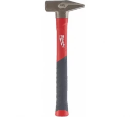 Молоток инженерный Milwaukee с рукояткой из стекловолокна, 800 г 