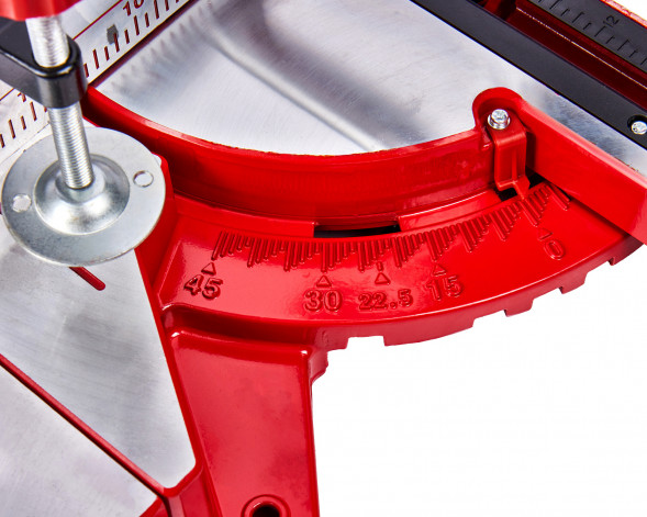 Торцовочная пила Elitech ДМ ПТ 825К (E2006.006.00) 