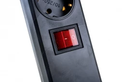 Сетевой фильтр АYGER ПВС 3x0,75 ГОСТ 3500Вт 5гнезд 5м с выключателем 