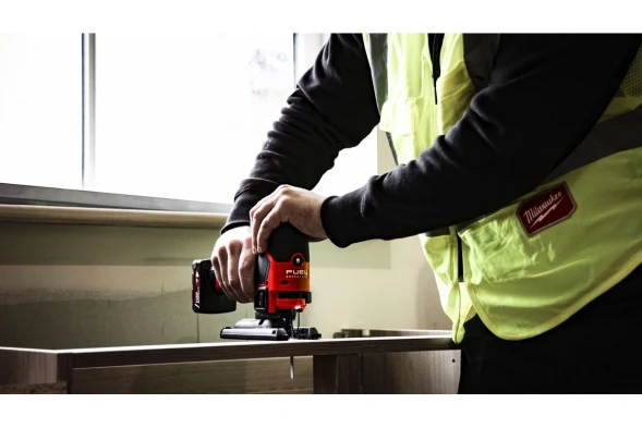 Лобзик аккумуляторный Milwaukee M12 FJS-422X
