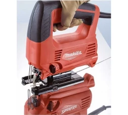 Лобзик сетевой Makita M4301