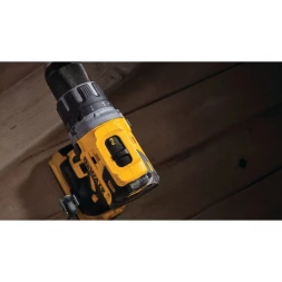 Дрель-шуруповерт аккумуляторный DEWALT DCD791D2, 18 В, 2000 об/мин, с 2 АКБ 2 Ач и ЗУ, в кейсе TSTAK 