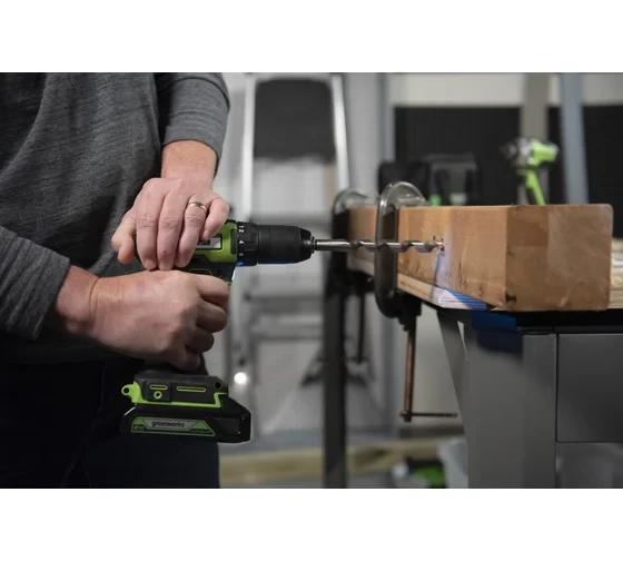 Шуруповерт аккумуляторный Ударный 24V Greenworks GD24DD60