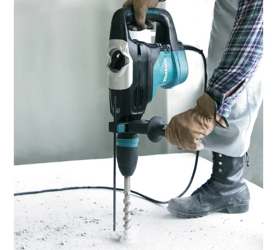 Перфоратор Makita HR4003C