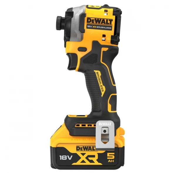  Шуруповерт аккумуляторный DEWALT DCF850P2T, 18 В, 206.2 Нм, 3800 уд/мин, с 2 АКБ 5 Ач и ЗУ, в кейсе TSTAK (DCF850P2T-QW)