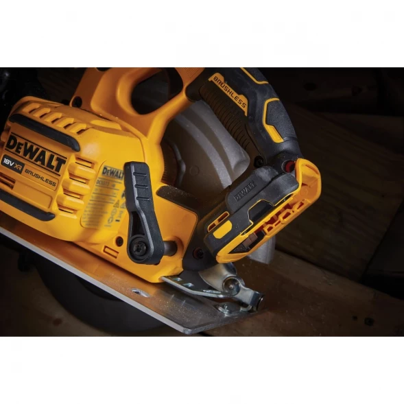  Дисковая пила аккумуляторная DEWALT DCS573NT, 18/54 В, 190 мм, 5500 об/мин, без АКБ и ЗУ, в кейсе TSTAK (DCS573NT-XJ)