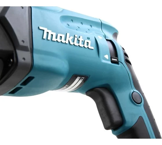 Перфоратор Makita HR2470FT