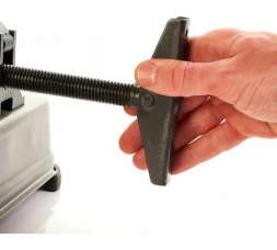 Отрезная пила Milwaukee CHS 355 