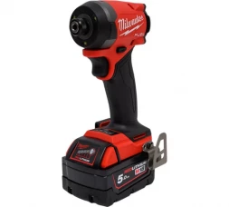 Винтовёрт аккумуляторный Milwaukee M18 FID3-502X 