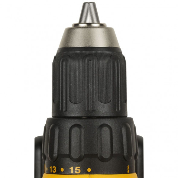  Дрель-шуруповерт аккумуляторная DEWALT DCD771D2, 18 В, 1500 об/мин, с 2 АКБ 2 Ач и ЗУ, в кейсе (DCD771D2-QW)