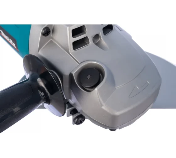 Угловая шлифмашина Makita 9069