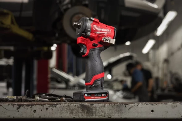 Гайковерт аккумуляторный Milwaukee M12 FCIWF12G3-502X 