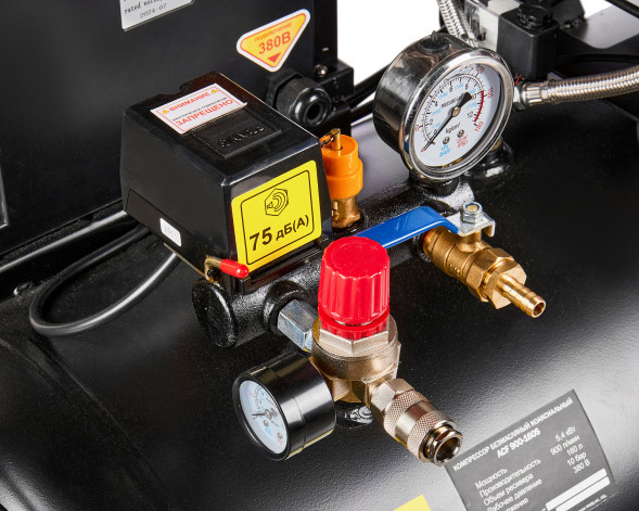 Безмасляный малошумный компрессор Elitech HD ACF 900-160S 