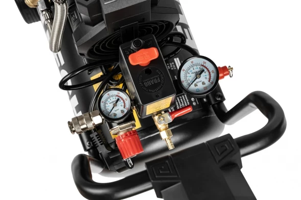 Компрессор безмасляный малошумный Elitech ACF 300-24S (E0501.002.00)