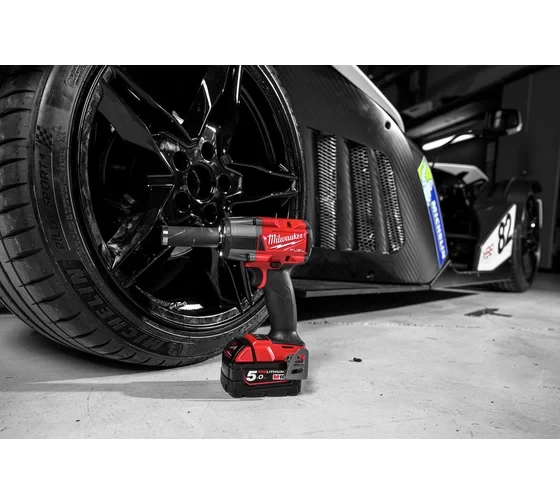 Гайковёрт аккумуляторный Milwaukee M18 FMTIW2F12-502X FUEL 