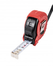 Рулетка Elitech ДМ 310201, 5 м, 19 мм, обрезиненный корпус 