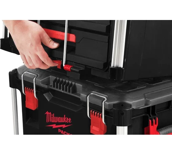 Ящик с 3-мя выдвижными отсеками Milwaukee PACKOUT