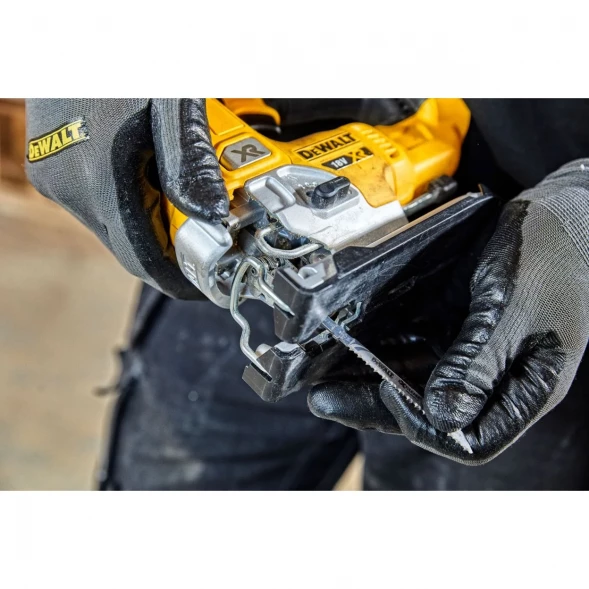  Лобзик аккумуляторный DEWALT DCS334NT, 18 В, 3200 ход/мин, 26 мм, без АКБ и ЗУ, в кейсе TSTAK (DCS334NT-XJ)