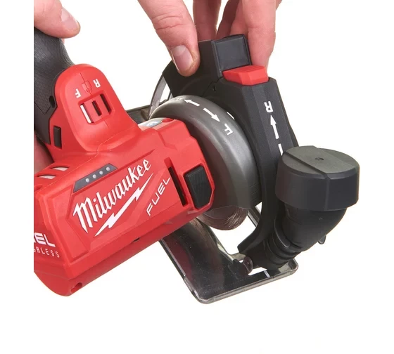 Отрезная машина аккумуляторная Milwaukee M12 FCOT-422X FUEL