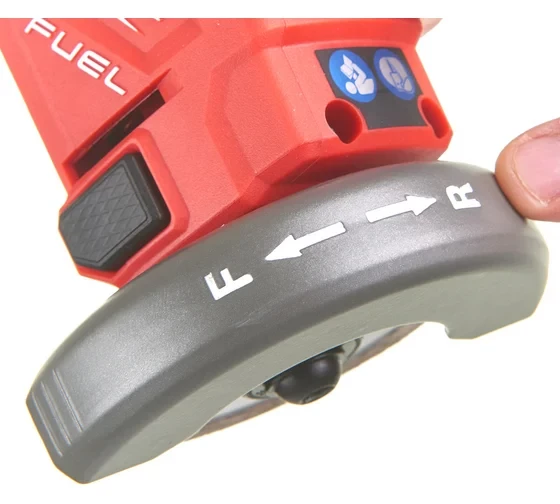 Отрезная машина аккумуляторная Milwaukee M12 FCOT-422X FUEL