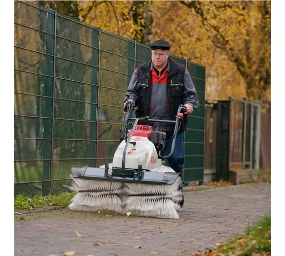 Гидростатическая подметальная машина Cramer KM HVR plus 140